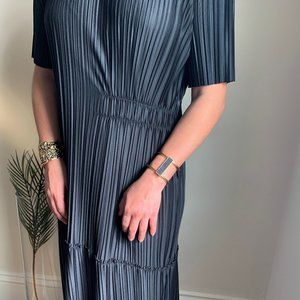 Zara Black Pleated Midi Dress